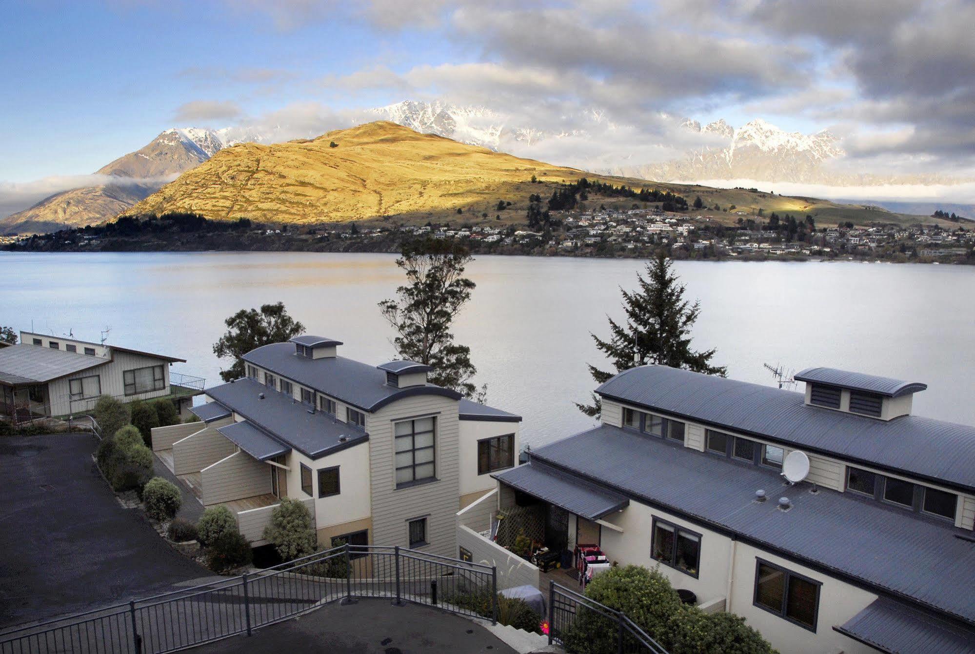 Aparthotel Breakfree The Point Distretto di Distretto di Queenstown Esterno foto